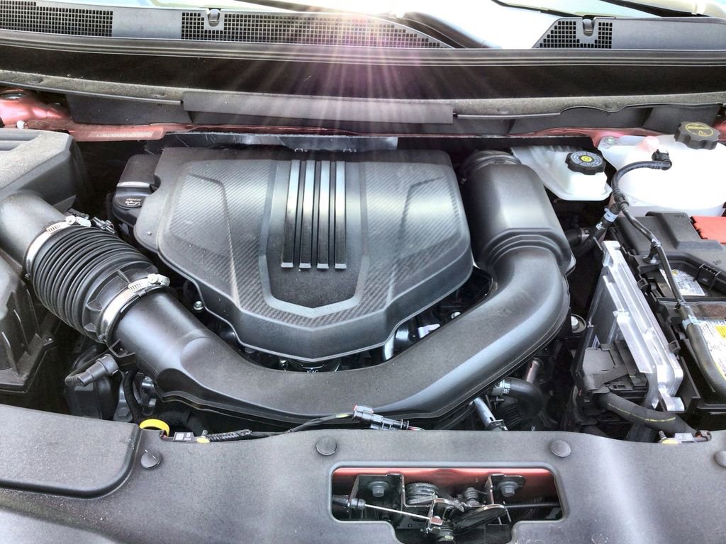 Used 2026 GMC Acadia Denali Ultimate w/ LPO, Floor Liner Package FWD image 31