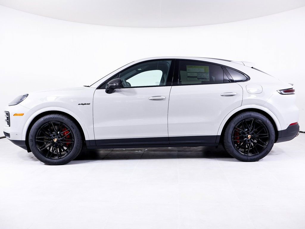 New 2026 Porsche Cayenne S image 2