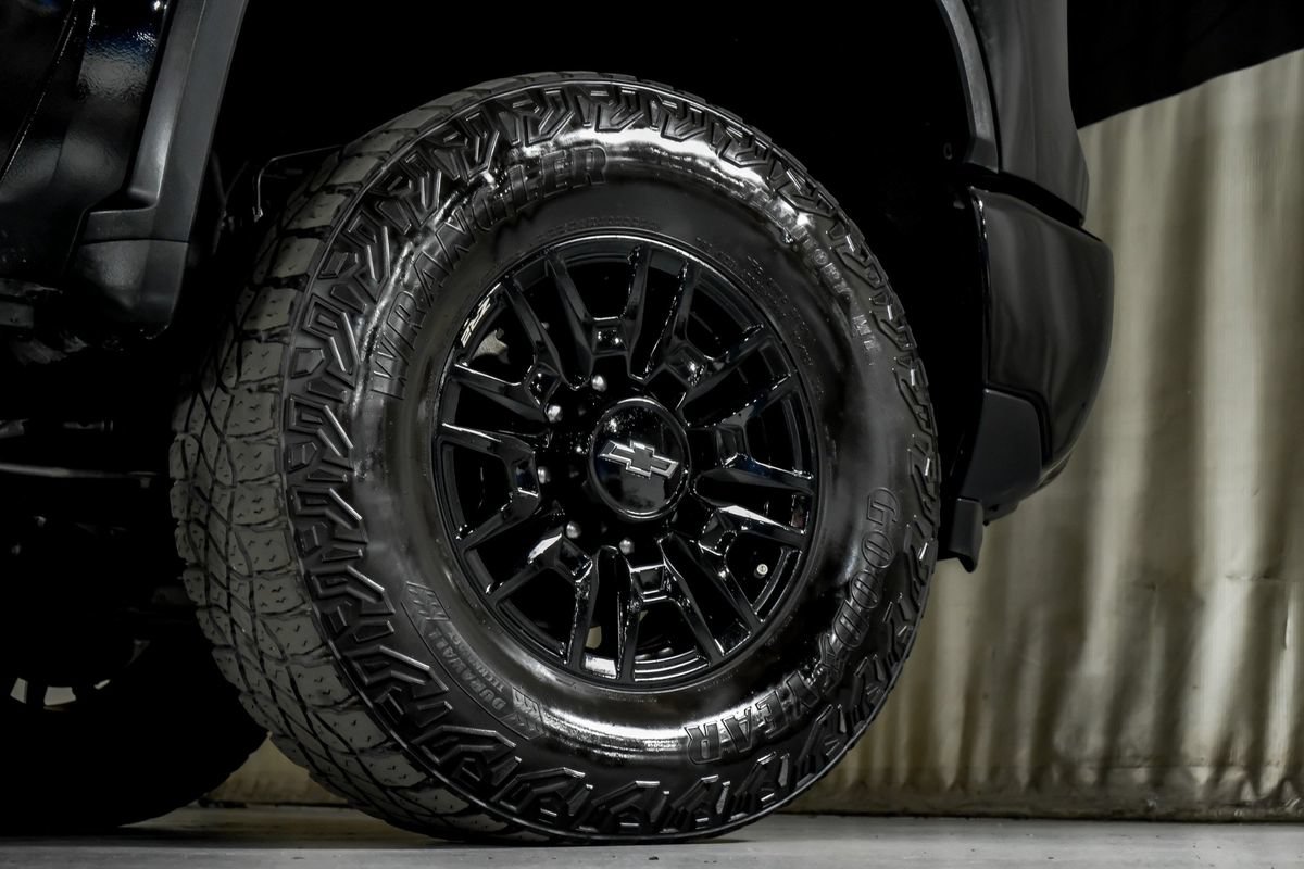 Used 2024 Chevrolet Silverado 2500 ZR2 AWD/4WD image 53
