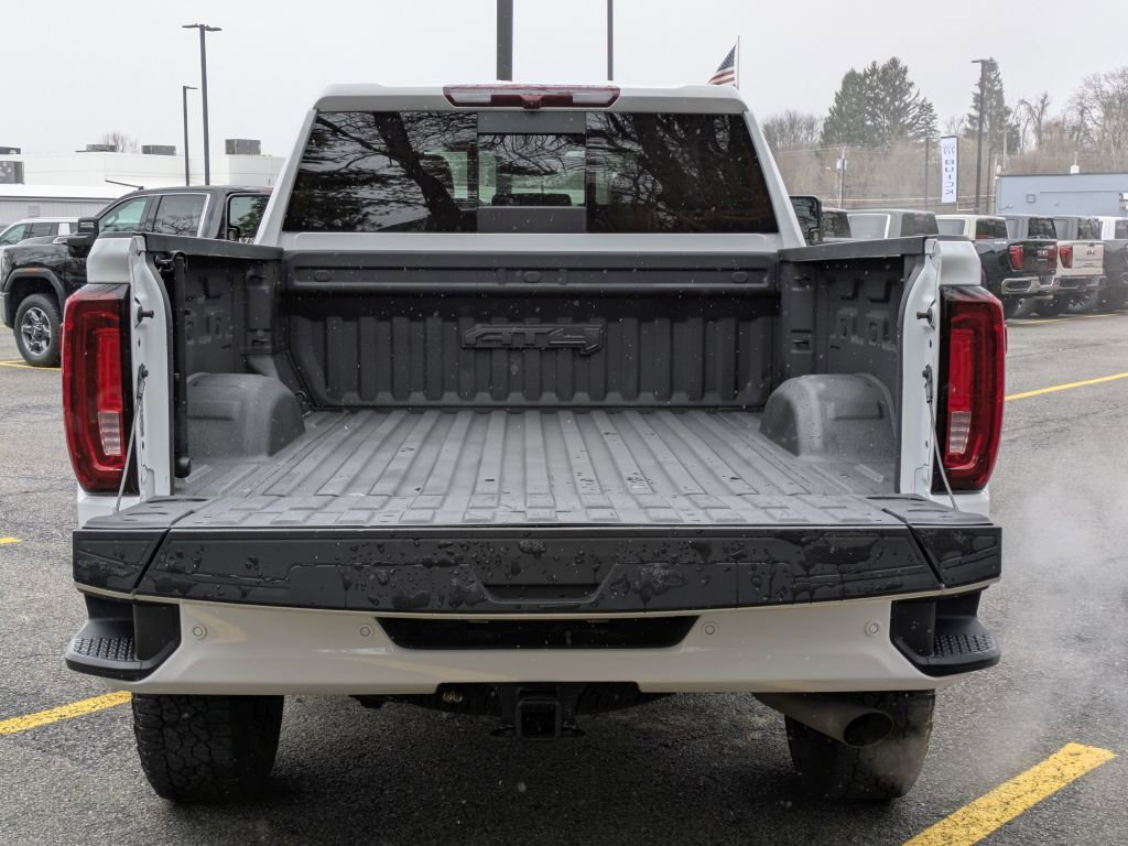 Certified 2023 GMC Sierra 2500 AT4 w/ AT4 Preferred Package image 31