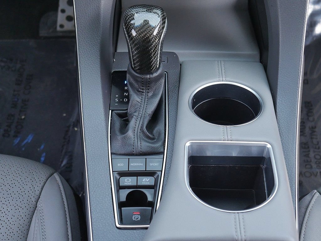 Used 2021 Toyota Avalon Limited w/ Advanced Safety Package FWD image 23