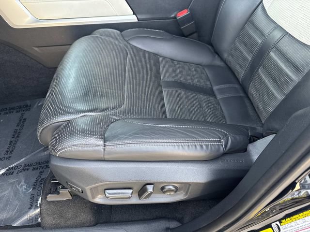 Used 2023 Toyota Tundra Capstone AWD/4WD image 23