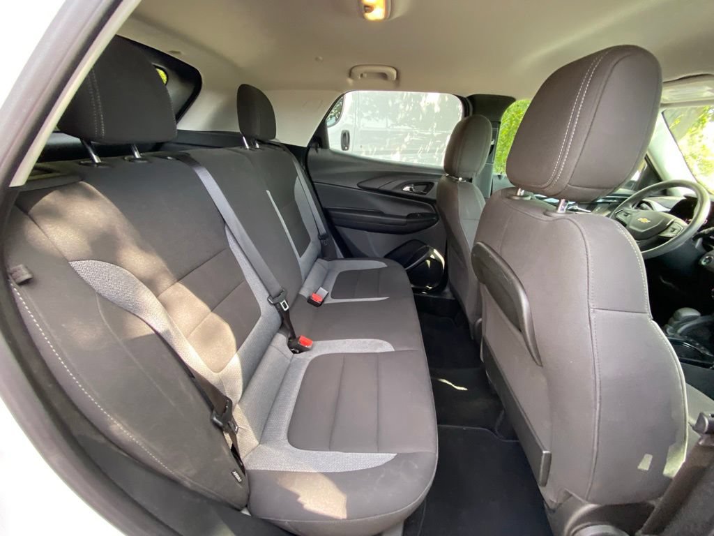 Used 2025 Chevrolet TrailBlazer LT w/ Driver Confidence Package AWD/4WD image 39