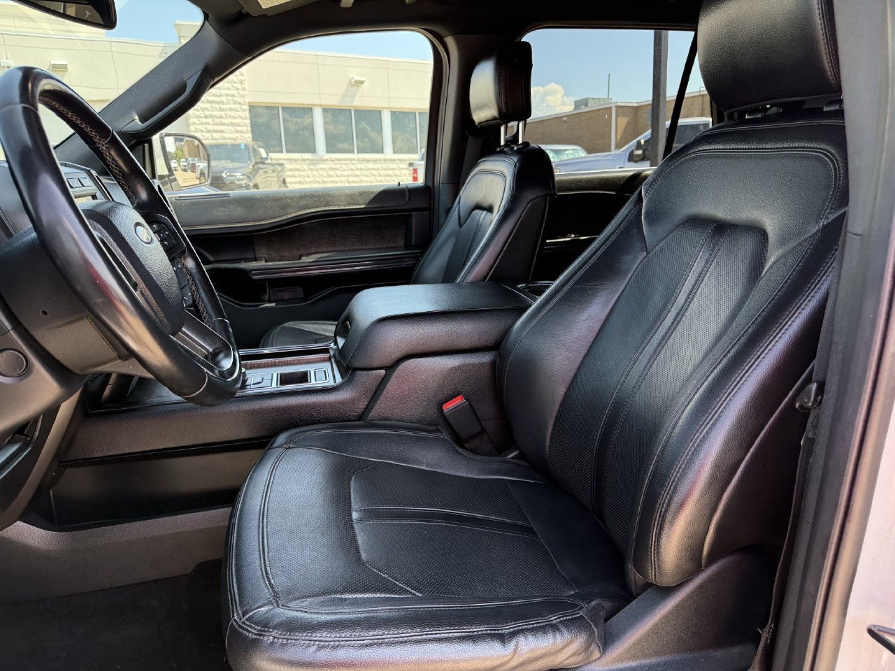Used 2020 Ford Expedition Max Limited RWD image 24