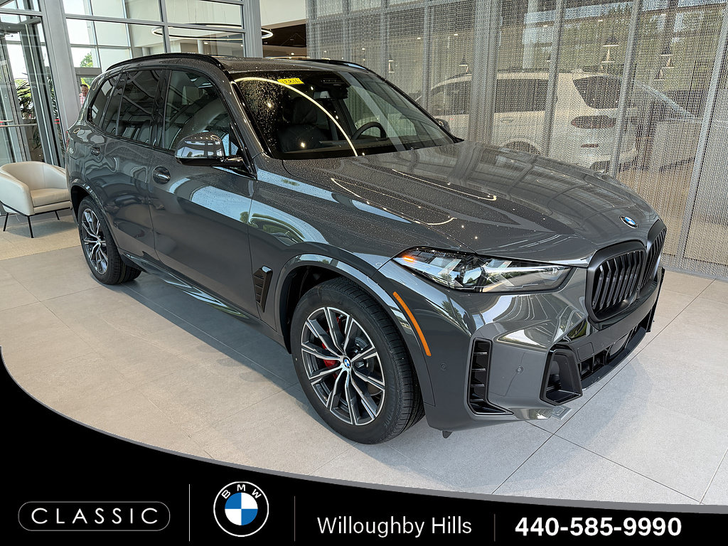 New 2026 BMW X5 xDrive40i w/ M Sport Package AWD/4WD image 1