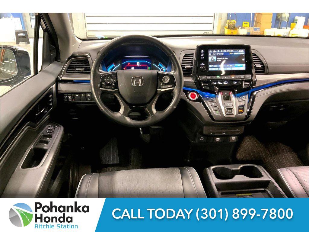 Used 2024 Honda Odyssey Elite image 4