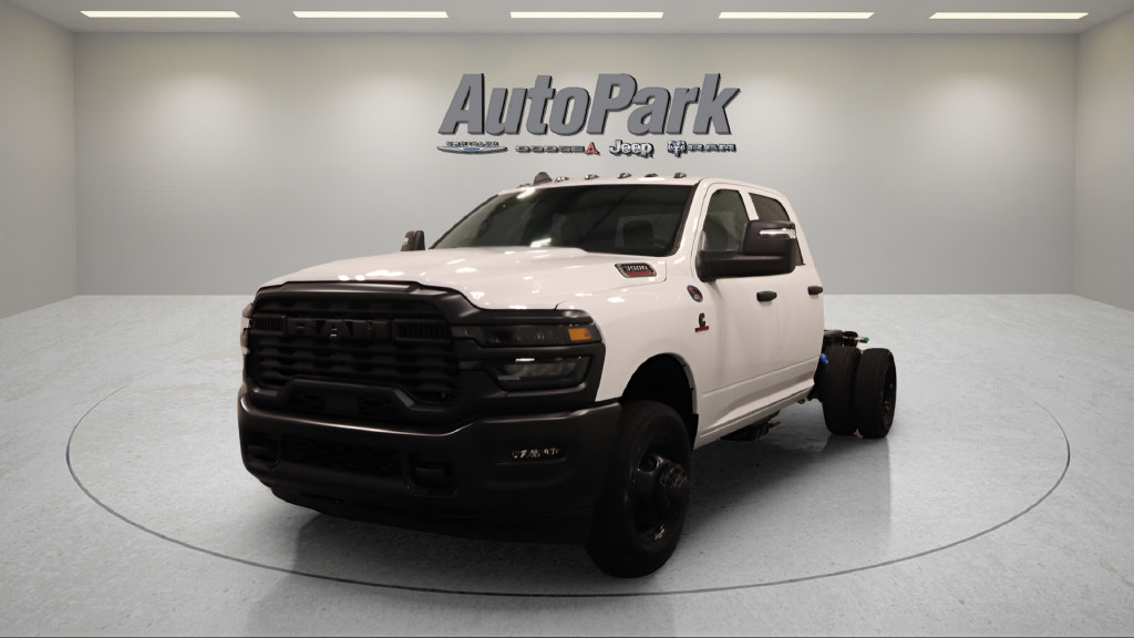 New 2026 RAM 3500 Tradesman AWD/4WD image 3
