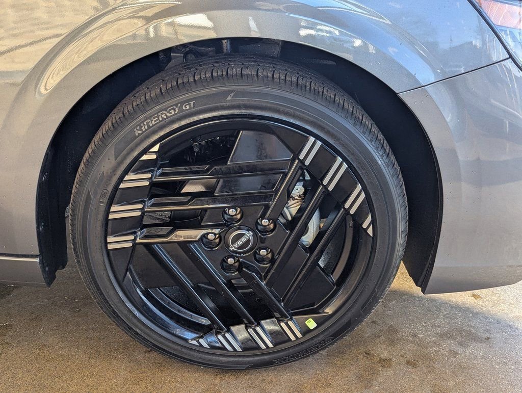 New 2026 Nissan Sentra SR w/ Floor Mat Package image 40