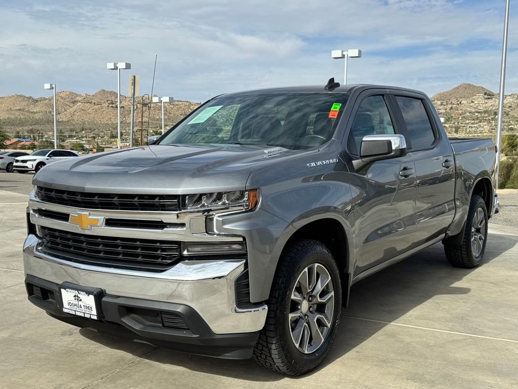 Used 2021 Chevrolet Silverado 1500 LT w/ All Star Edition Plus image 3