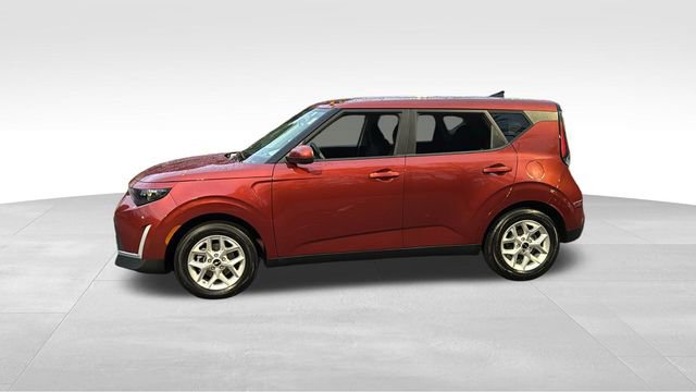 Used 2024 Kia Soul LX w/ Option Group 015 image 8