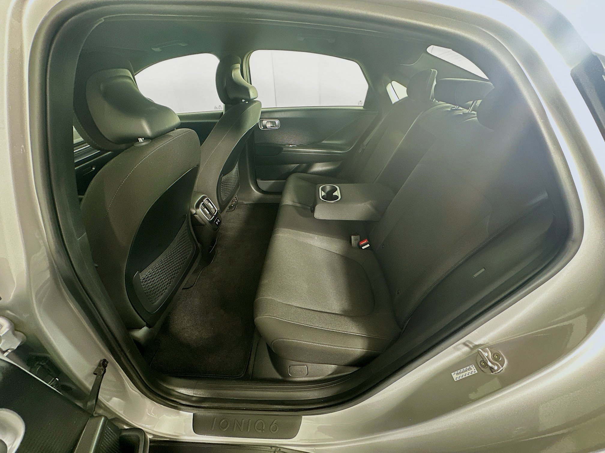 Used 2024 Hyundai Ioniq 6 SE image 26