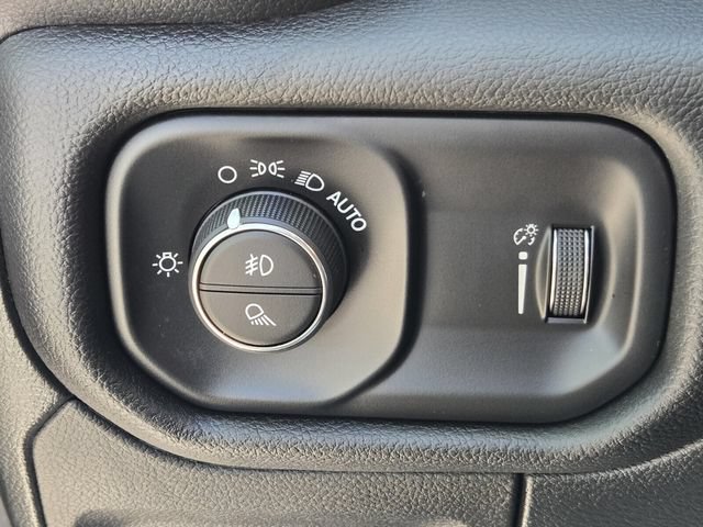 Used 2023 RAM 1500 Big Horn RWD image 27