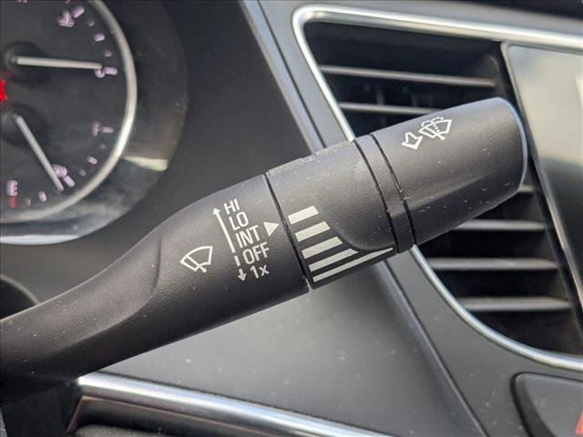 Used 2018 Buick LaCrosse Essence w/ Sun and Shade Package image 7