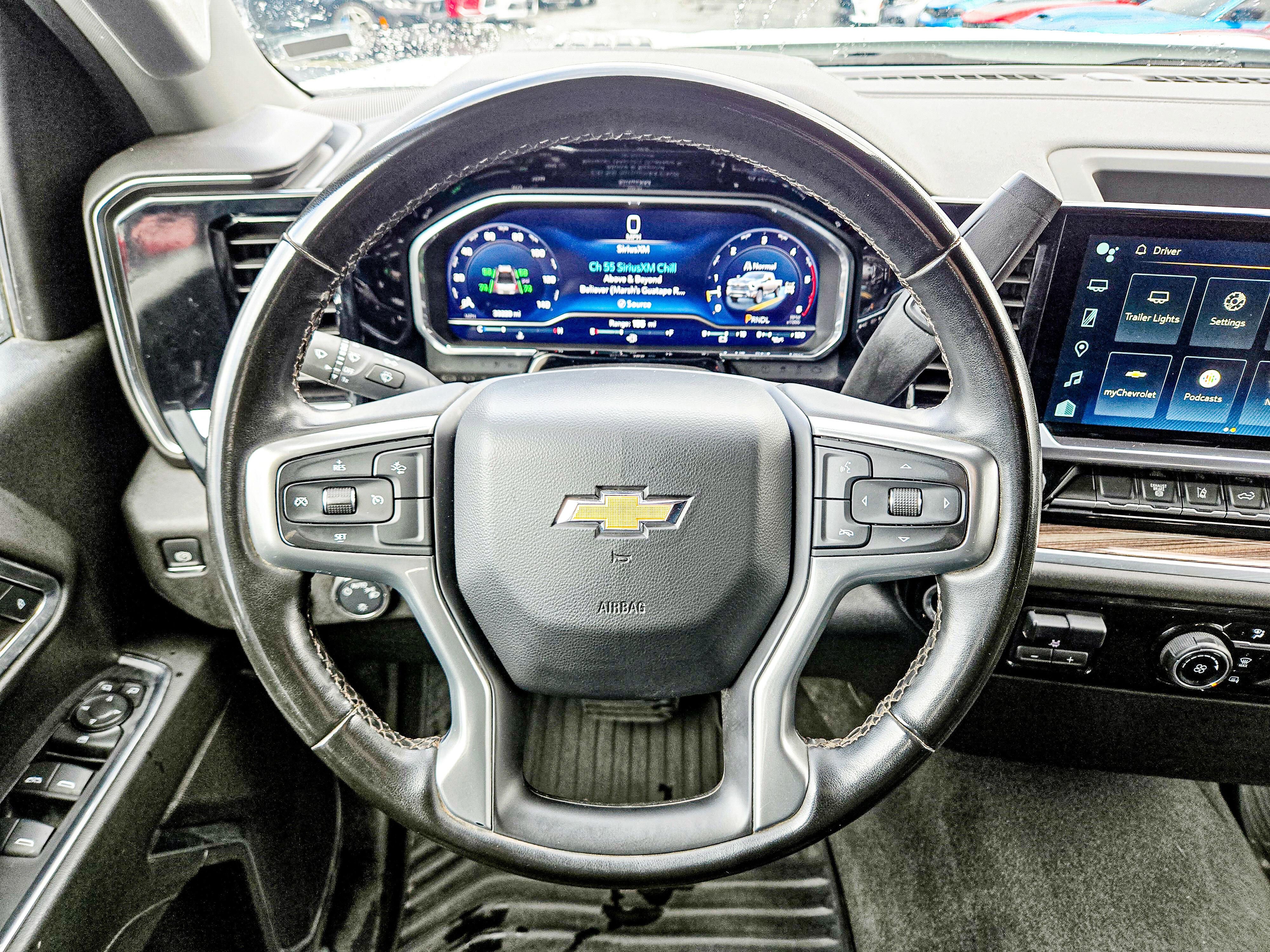 Used 2024 Chevrolet Silverado 3500 LT image 18