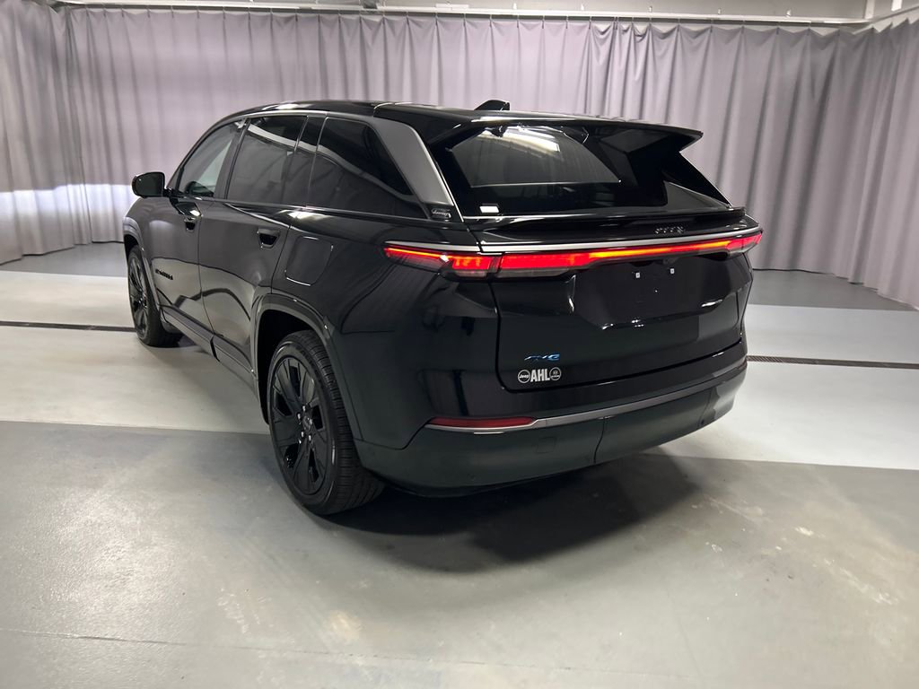 Used 2024 Jeep Wagoneer Launch Edition image 5