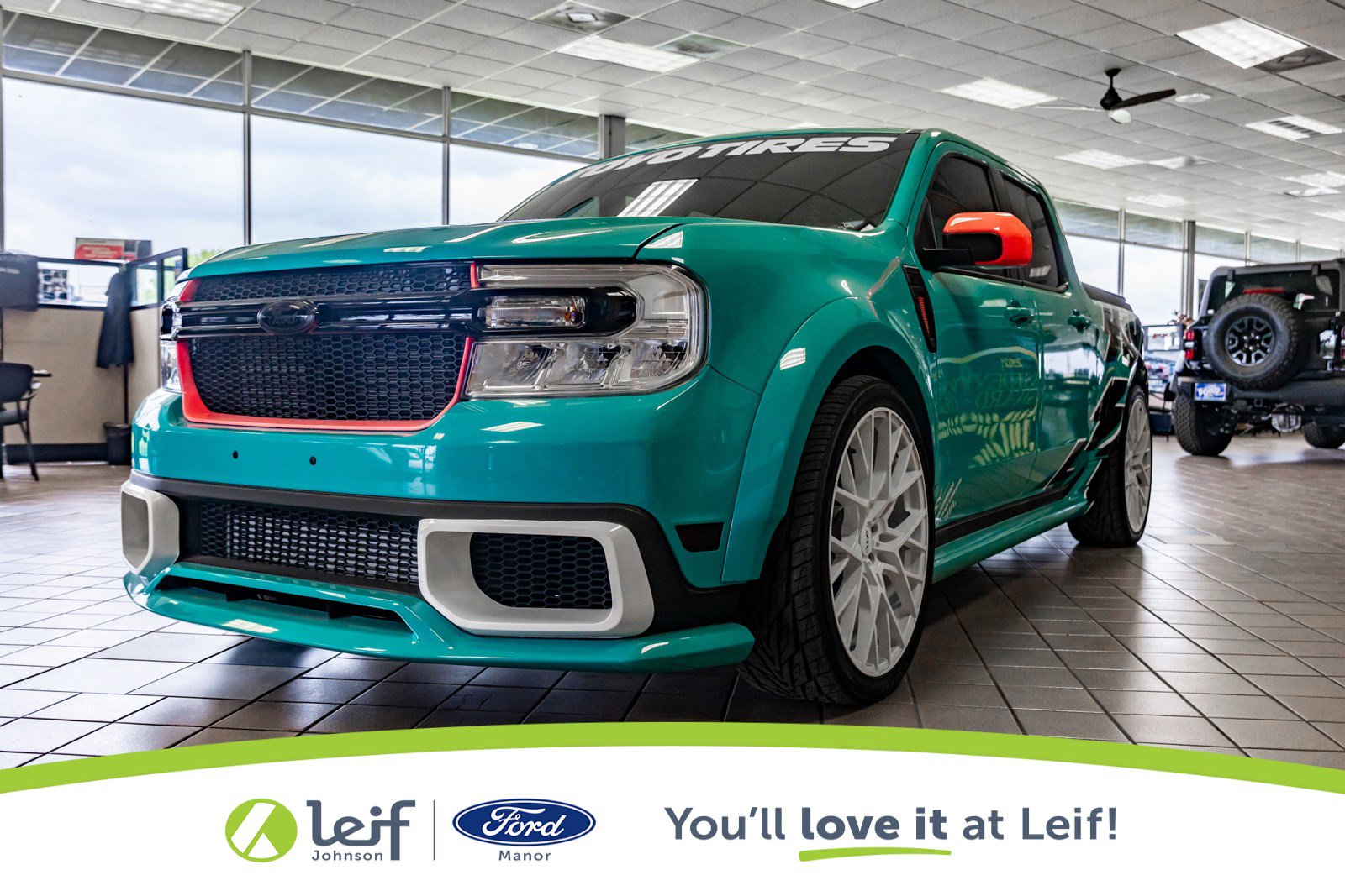 Used 2022 Ford Maverick XL image 3