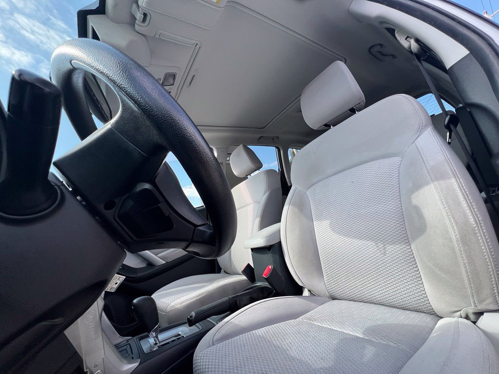 Used 2015 Subaru Forester 2.5i Premium AWD/4WD image 18