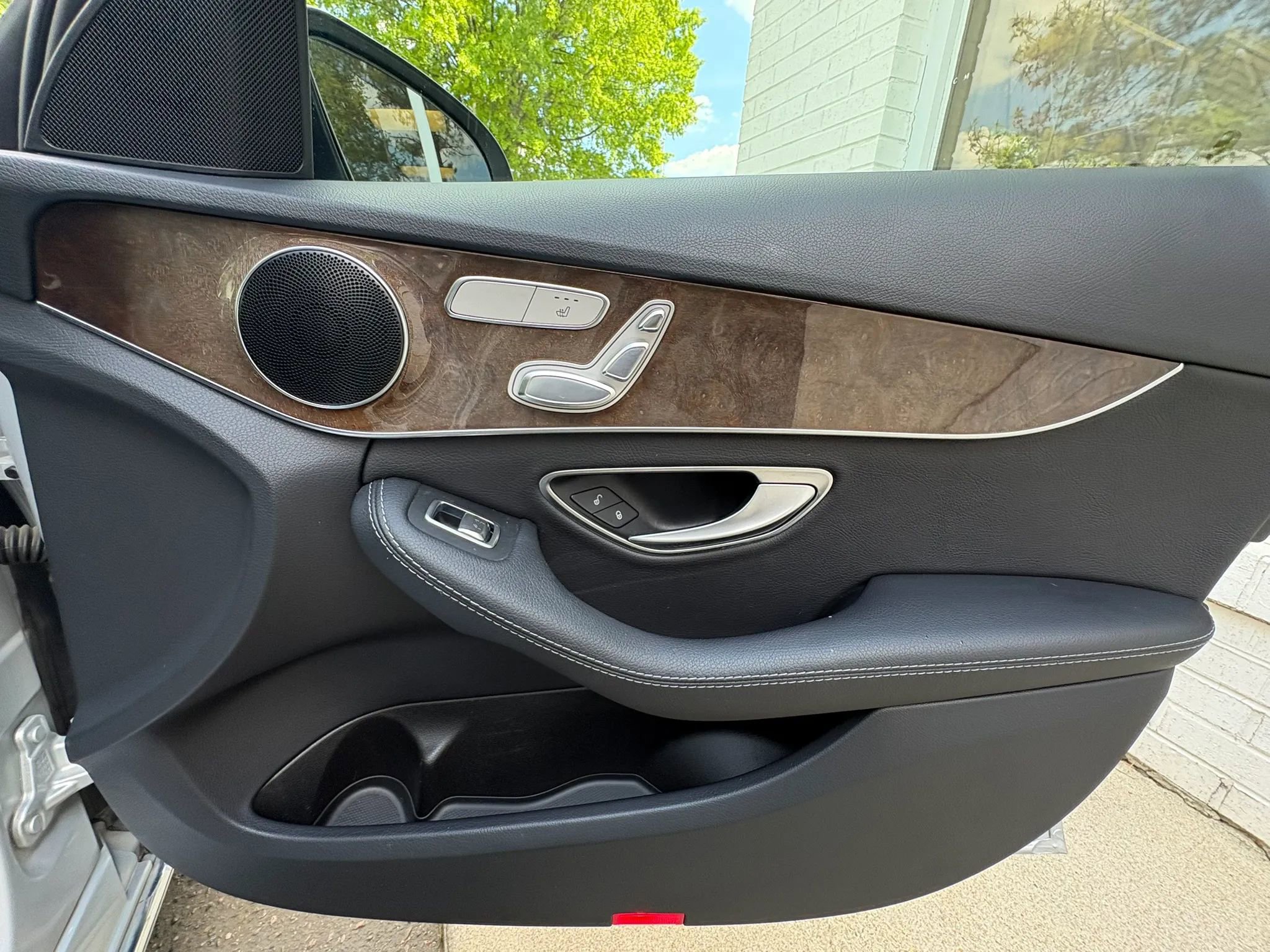 Used 2017 Mercedes-Benz C 300 4MATIC Sedan image 8