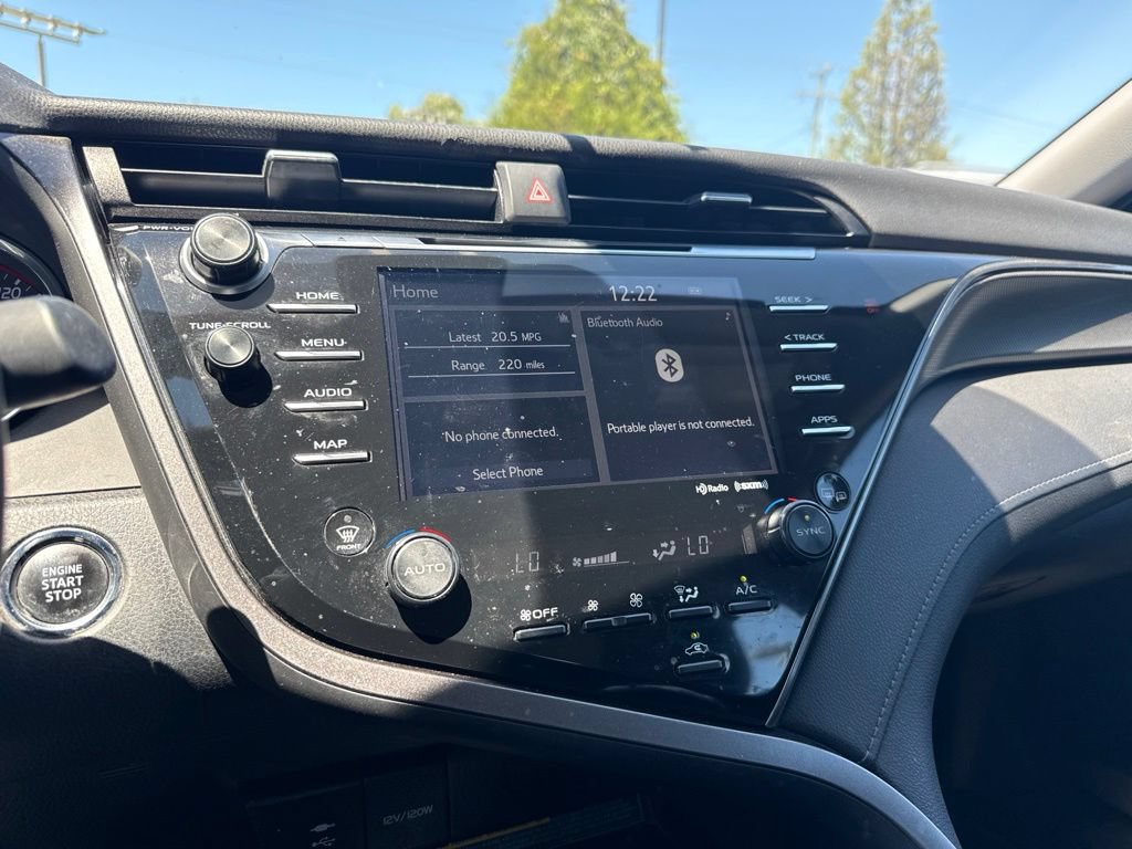 Used 2019 Toyota Camry XSE FWD image 11