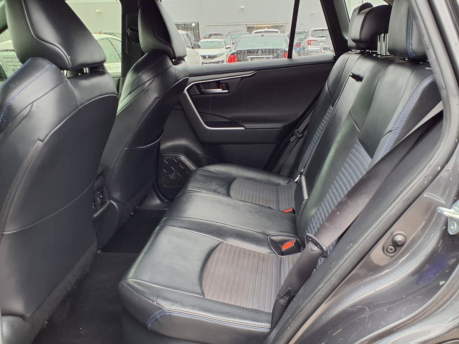 Used 2020 Toyota RAV4 XSE AWD/4WD image 19