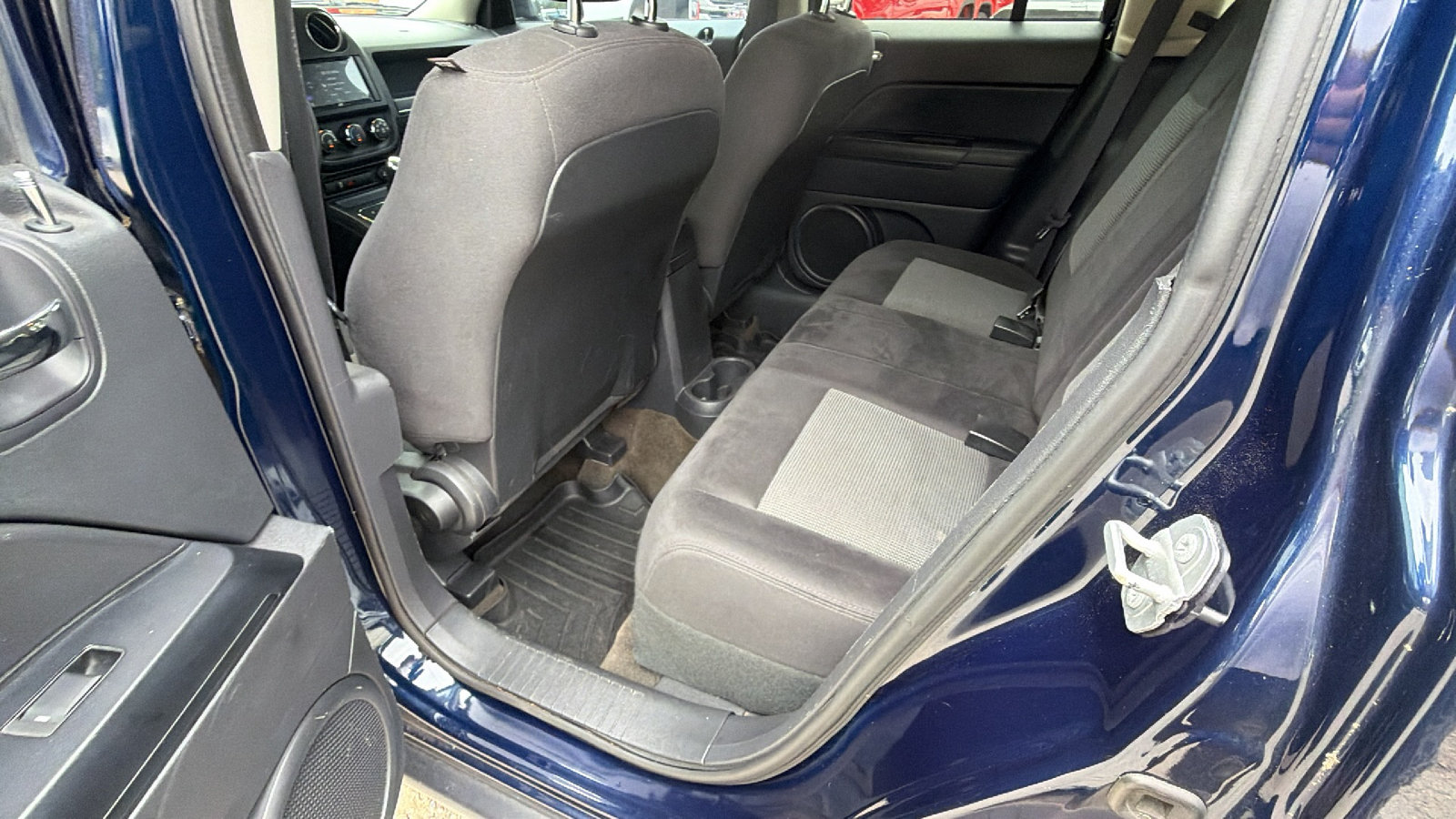 Used 2016 Jeep Patriot Sport w/ Power Value Group FWD image 23