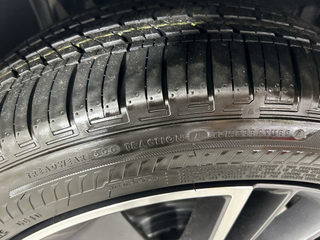 Used 2025 INFINITI QX55 Luxe w/ Cargo Package image 36