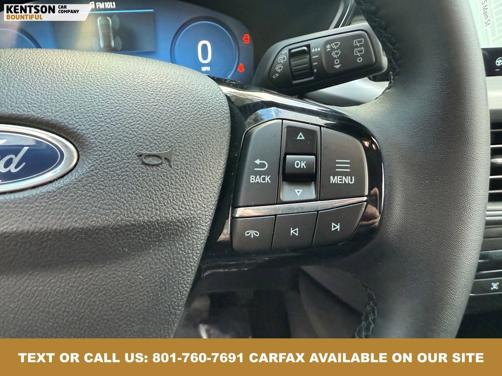Used 2025 Ford Escape Platinum image 18