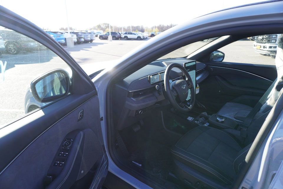 New 2024 Ford Mustang Mach-E GT image 10