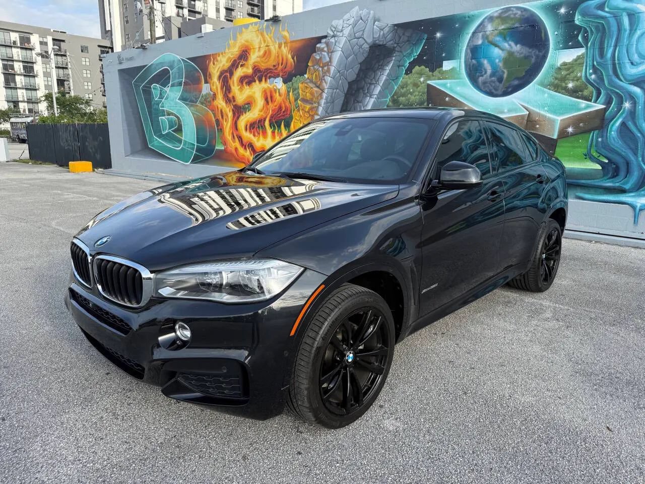 Used 2018 BMW X6 xDrive35i AWD/4WD image 1