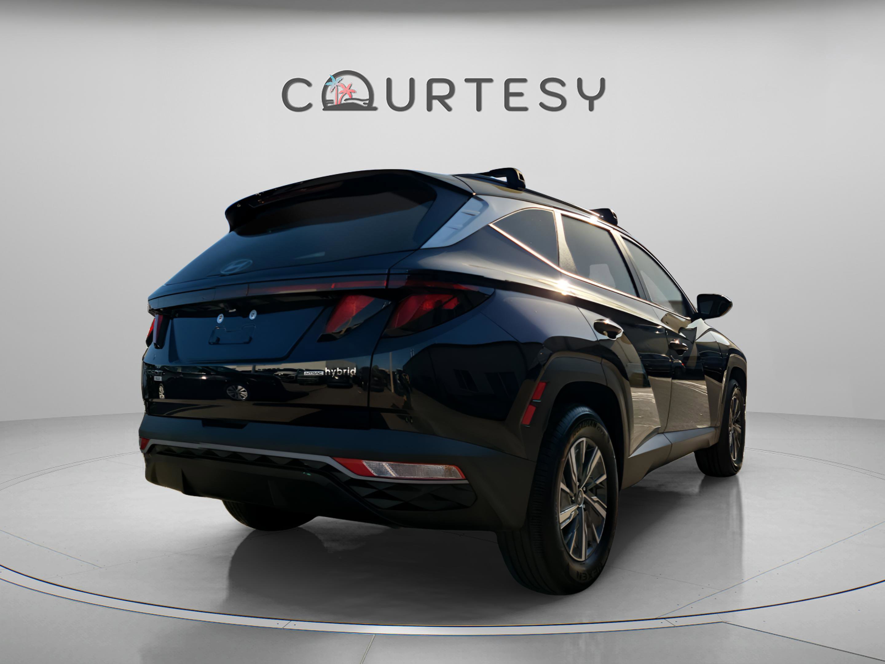 Used 2024 Hyundai Tucson Blue image 3