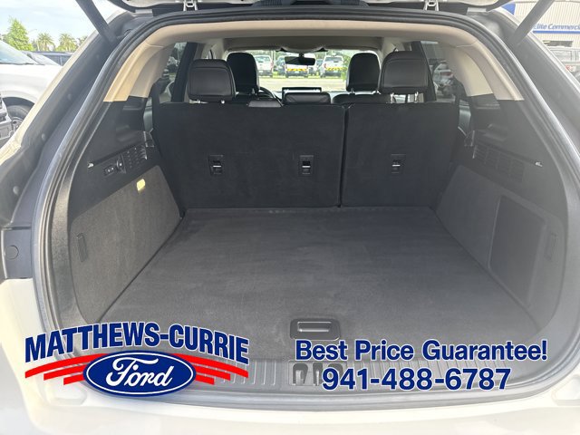 Used 2023 Lincoln Nautilus FWD w/ Premium Package image 13