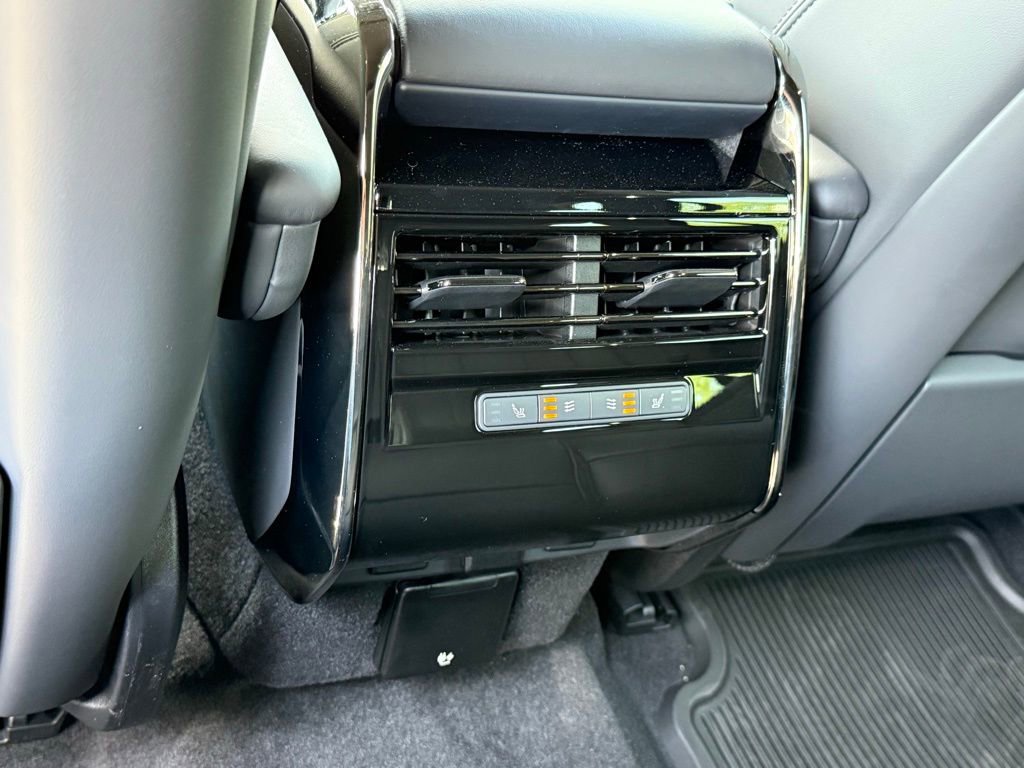 New 2026 Land Rover Range Rover Sport Dynamic SE image 32