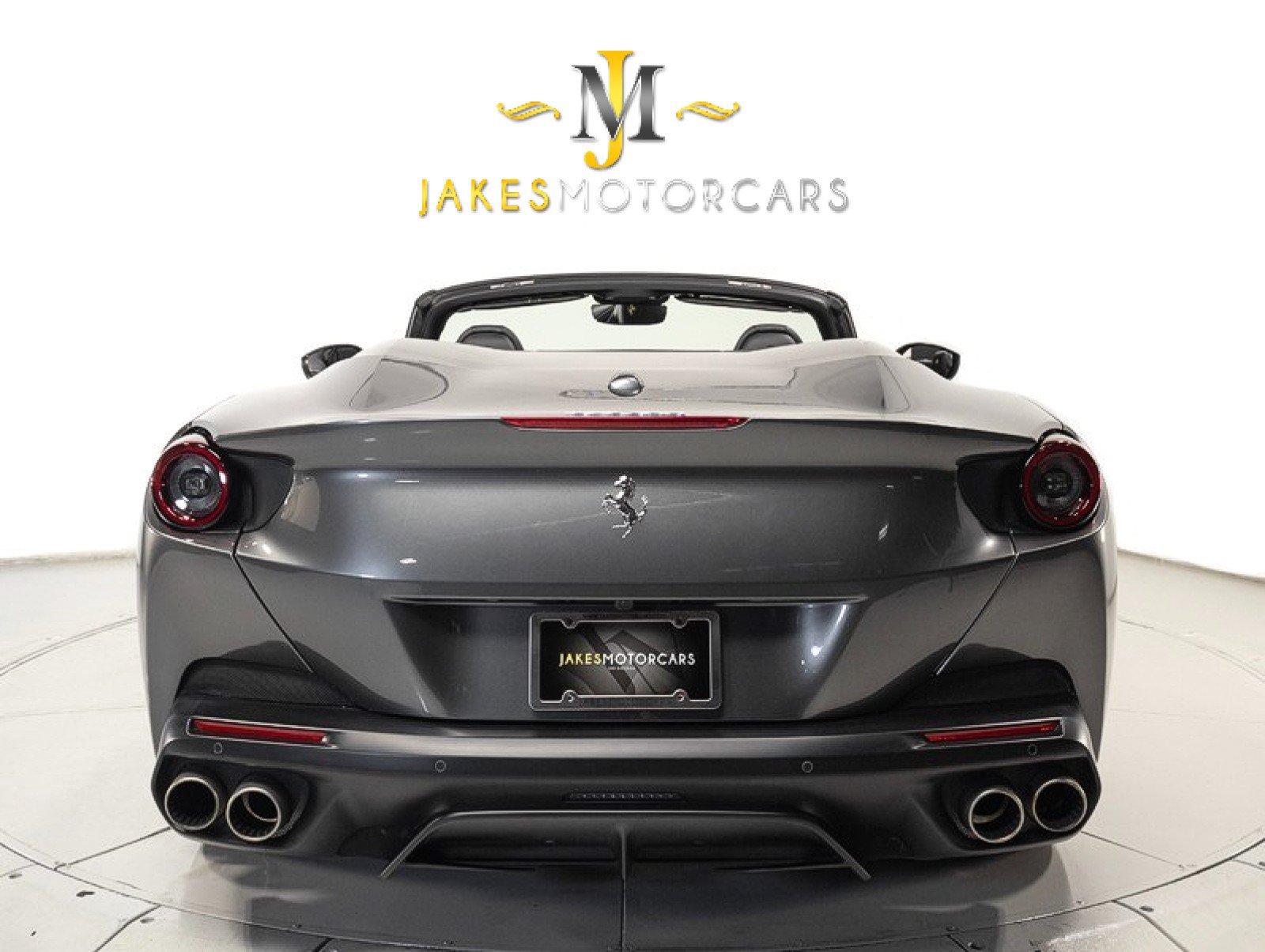 Used 2020 Ferrari Portofino RWD image 9