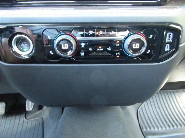Used 2024 Chevrolet Silverado 1500 LT AWD/4WD image 24