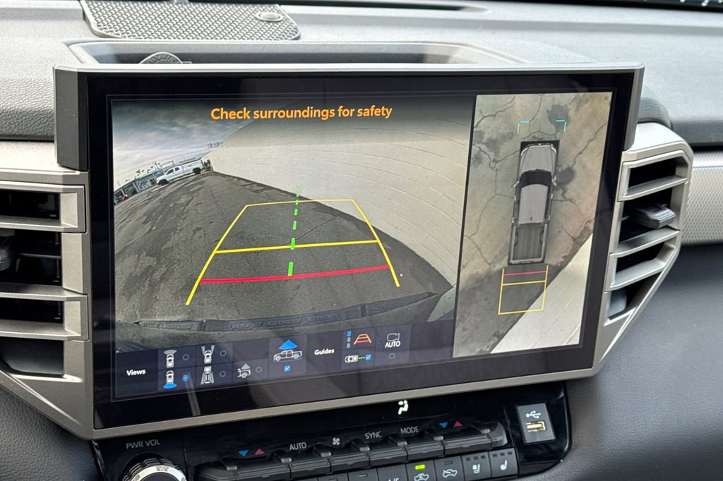 Used 2025 Toyota Tundra Limited image 22