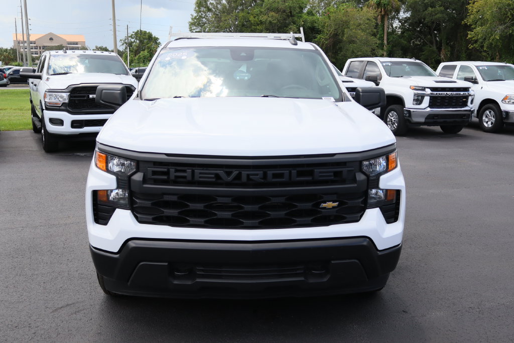 Certified 2025 Chevrolet Silverado 1500 W/T AWD/4WD image 4