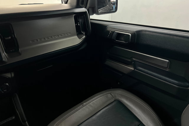 Used 2021 Ford Bronco Outer Banks AWD/4WD image 10