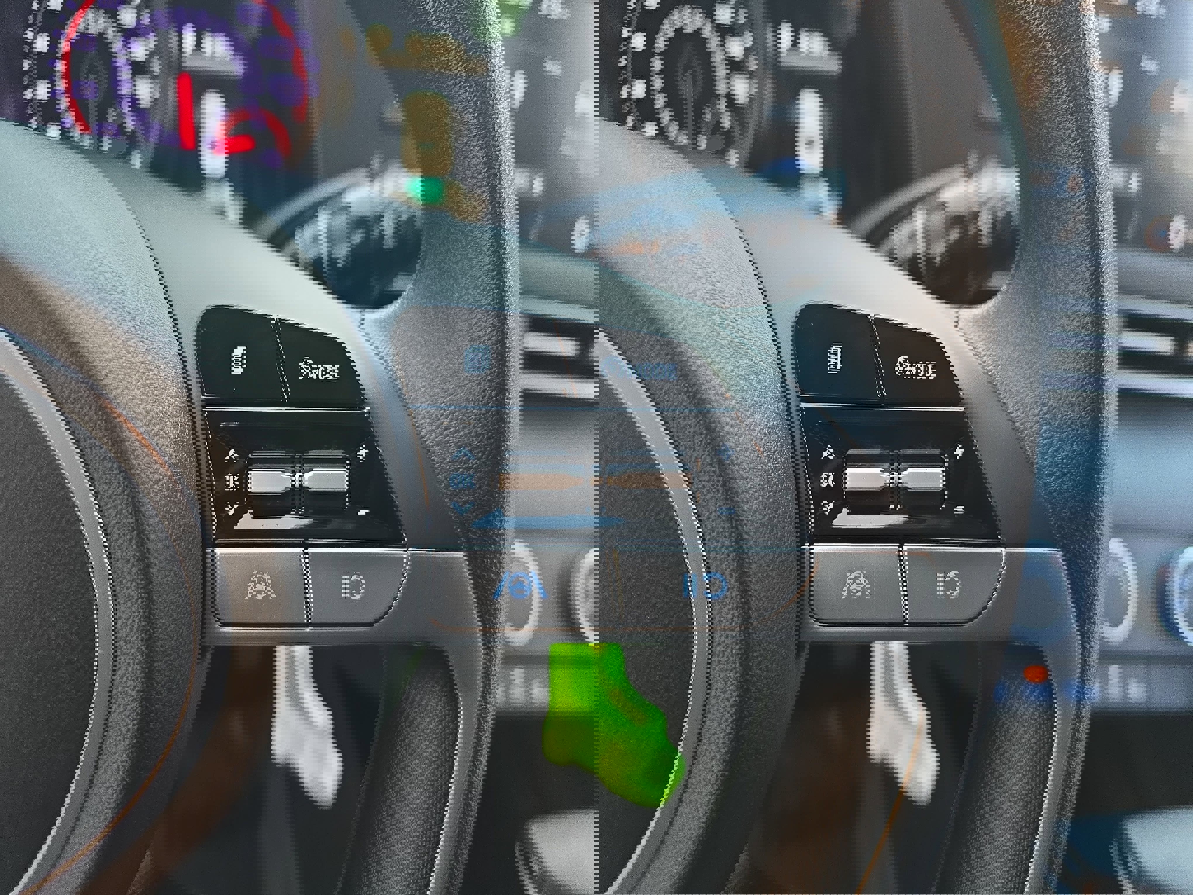 Used 2023 Hyundai Elantra SE image 17