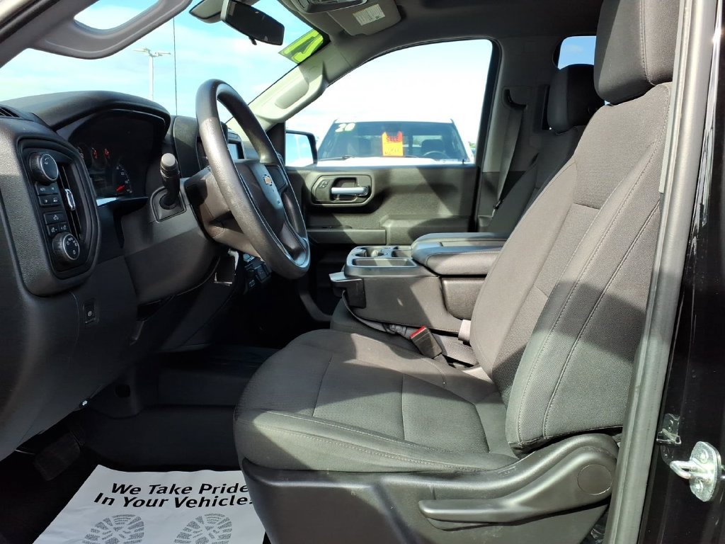 Used 2021 Chevrolet Silverado 1500 Custom AWD/4WD image 12
