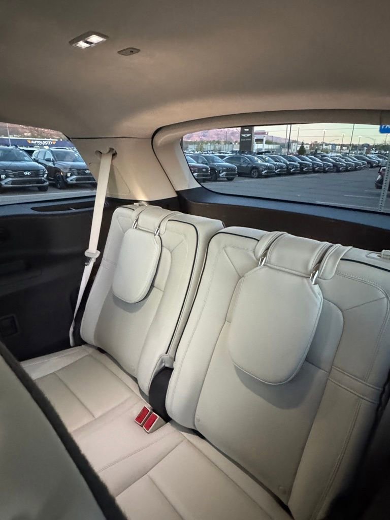 Used 2023 Lincoln Aviator Black Label w/ Dynamic Handling Package image 12