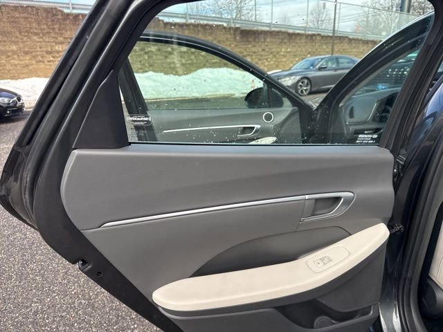 Used 2023 Hyundai Sonata SEL w/ Preferred Accessory Package image 31