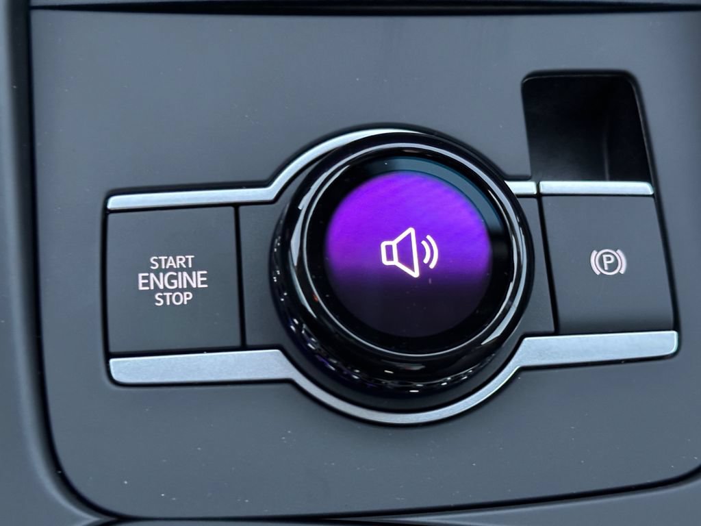 New 2026 Volkswagen Tiguan SE AWD/4WD image 17