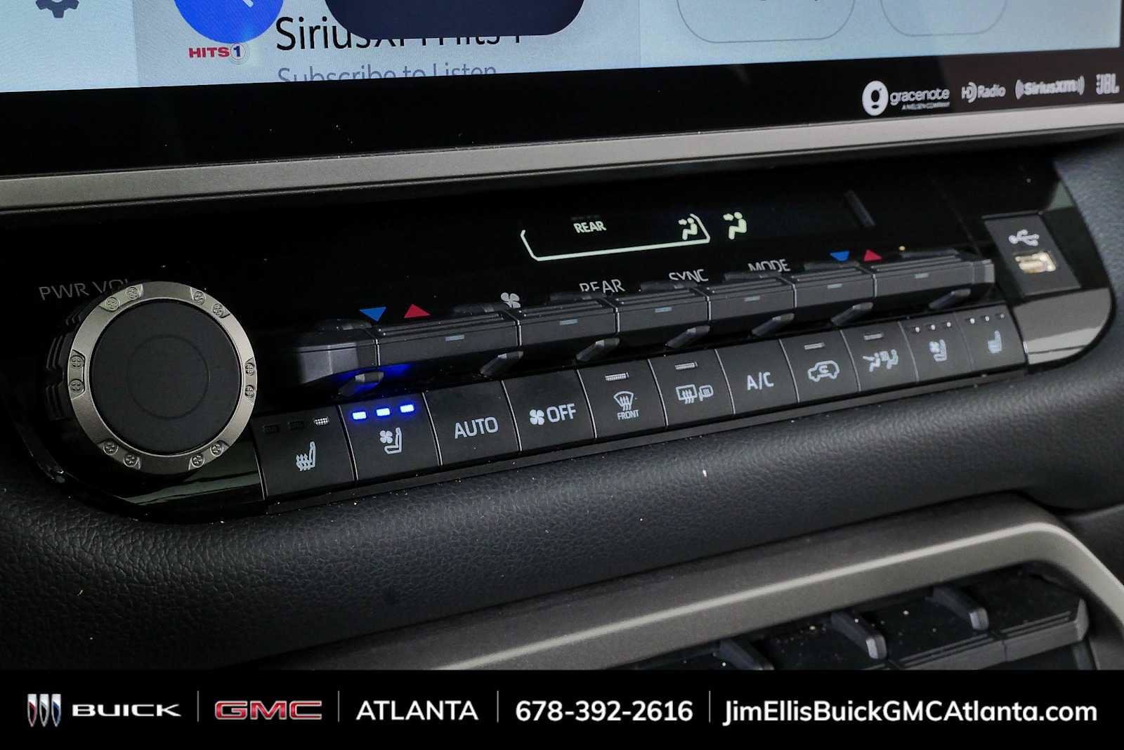 Used 2024 Toyota Sequoia Limited w/ Tow Technology Package AWD/4WD image 15