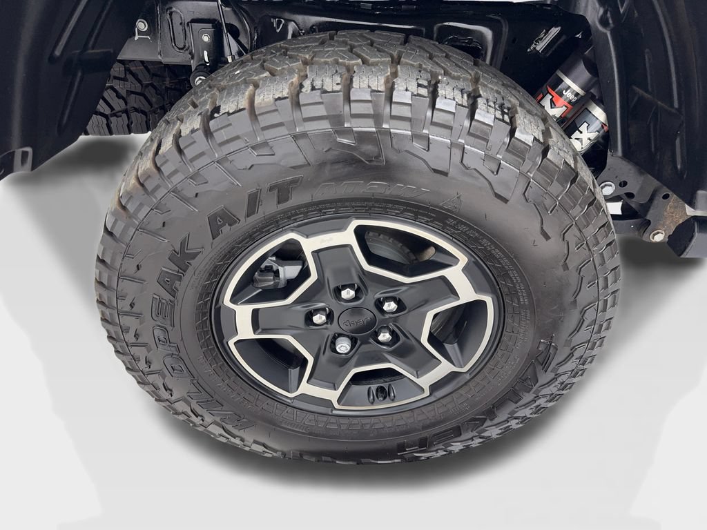 Used 2023 Jeep Gladiator Mojave w/ LED Lighting Group AWD/4WD image 82