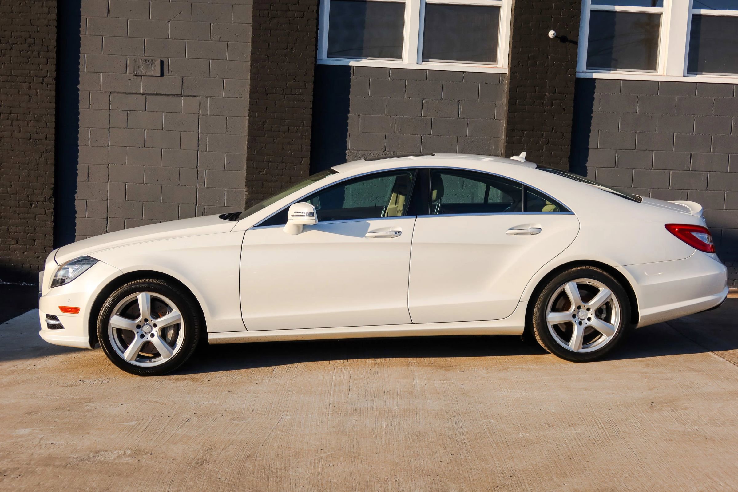 Used 2014 Mercedes-Benz CLS 550 4MATIC image 5