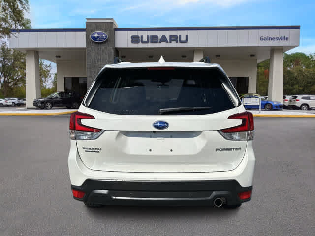 Used 2023 Subaru Forester Limited AWD/4WD image 5
