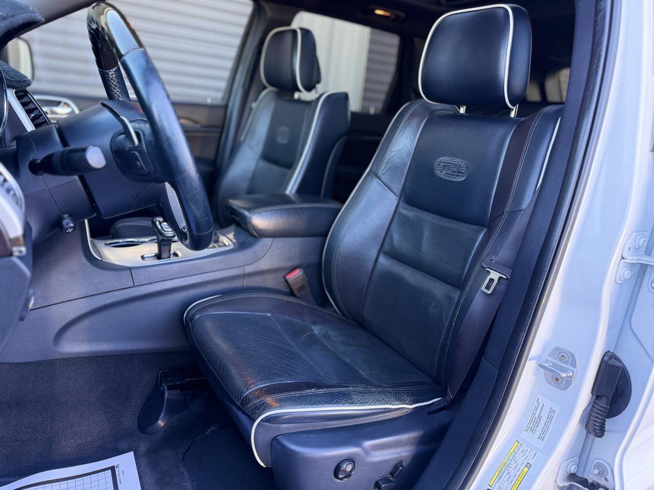 Used 2014 Jeep Grand Cherokee Overland AWD/4WD image 13