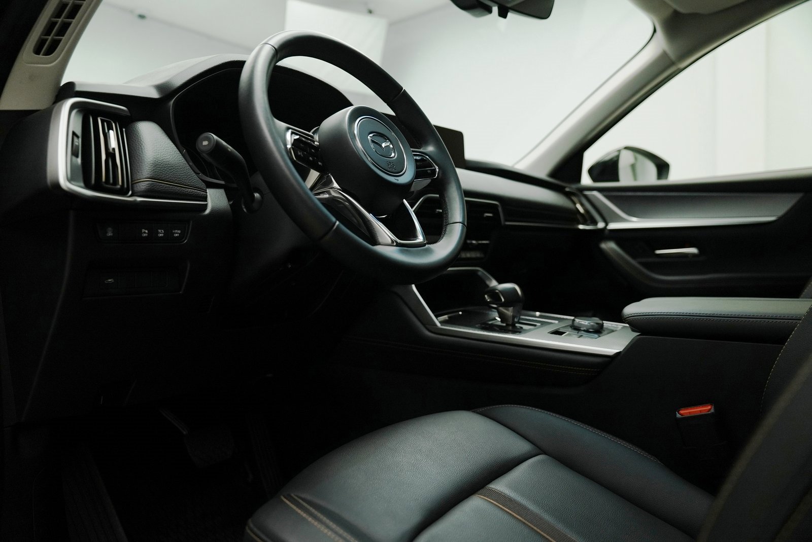 Used 2025 MAZDA CX-90 3.3 Turbo w/ Preferred Package image 19