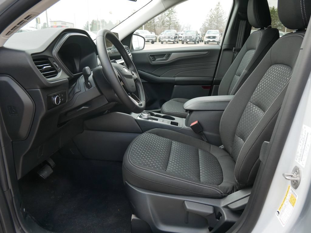 New 2026 Ford Escape Active w/ Tech Pack #1 AWD/4WD image 8