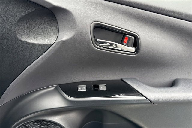 Used 2020 Toyota Prius Prime XLE image 20